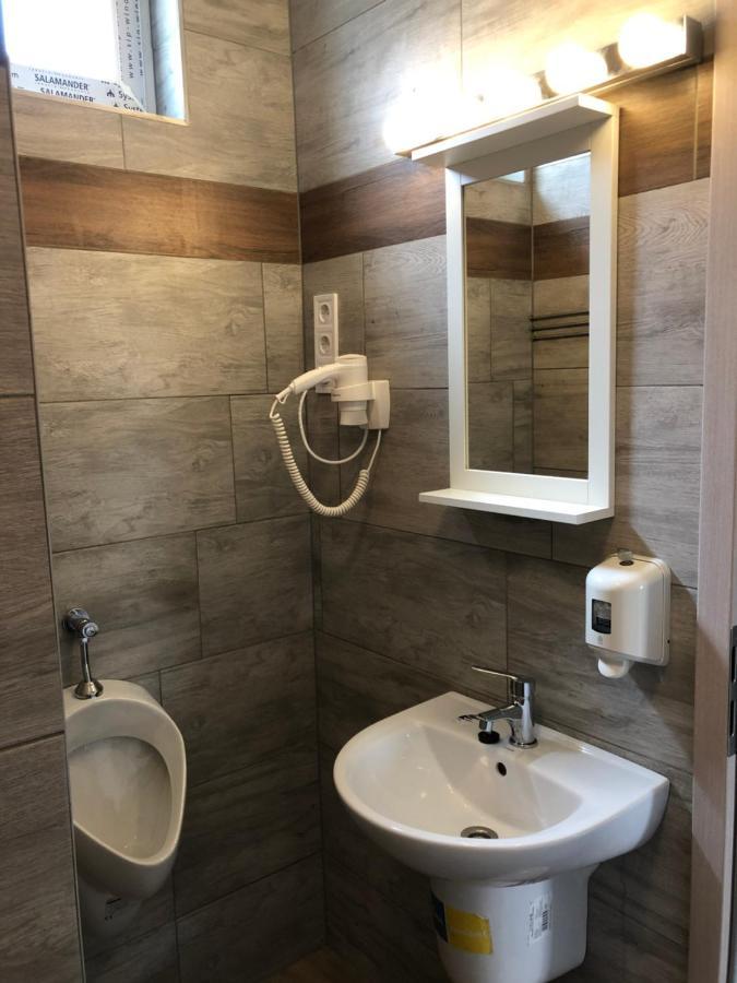 Avas Apartman Мишкольц Экстерьер фото