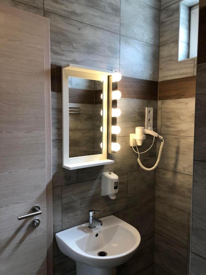 Avas Apartman Мишкольц Экстерьер фото