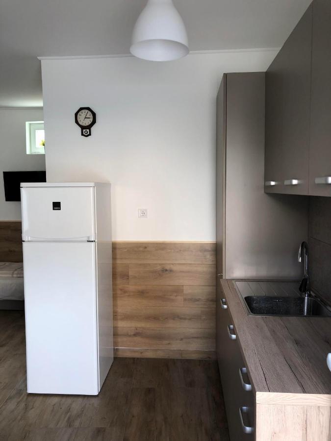 Avas Apartman Мишкольц Экстерьер фото