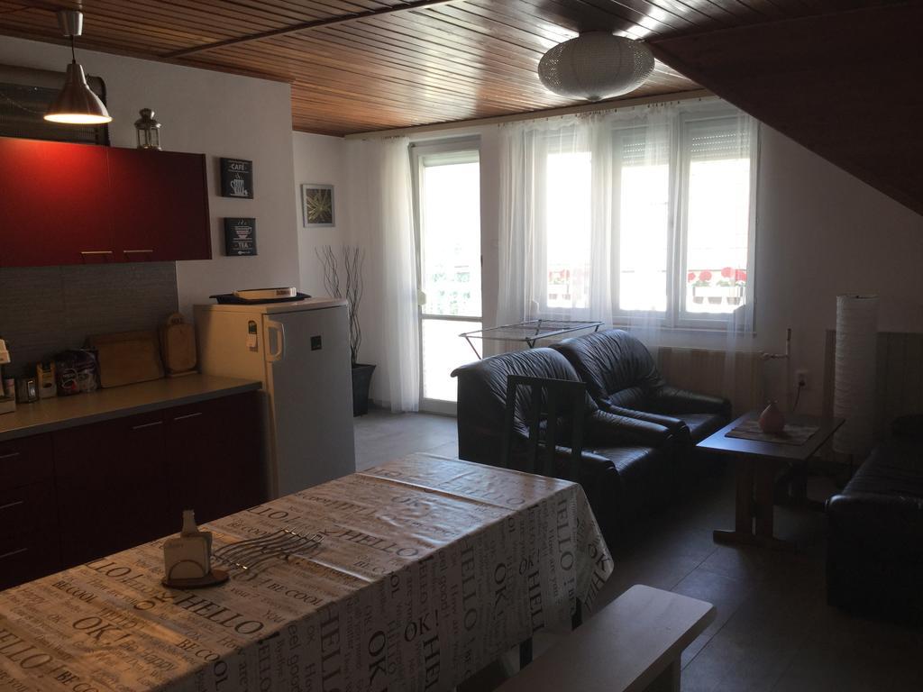 Avas Apartman Мишкольц Экстерьер фото