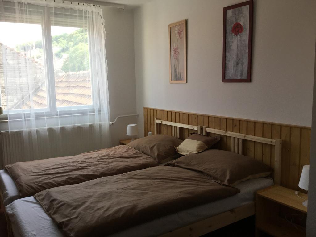 Avas Apartman Мишкольц Экстерьер фото