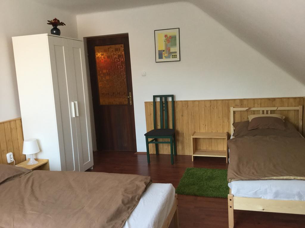Avas Apartman Мишкольц Экстерьер фото
