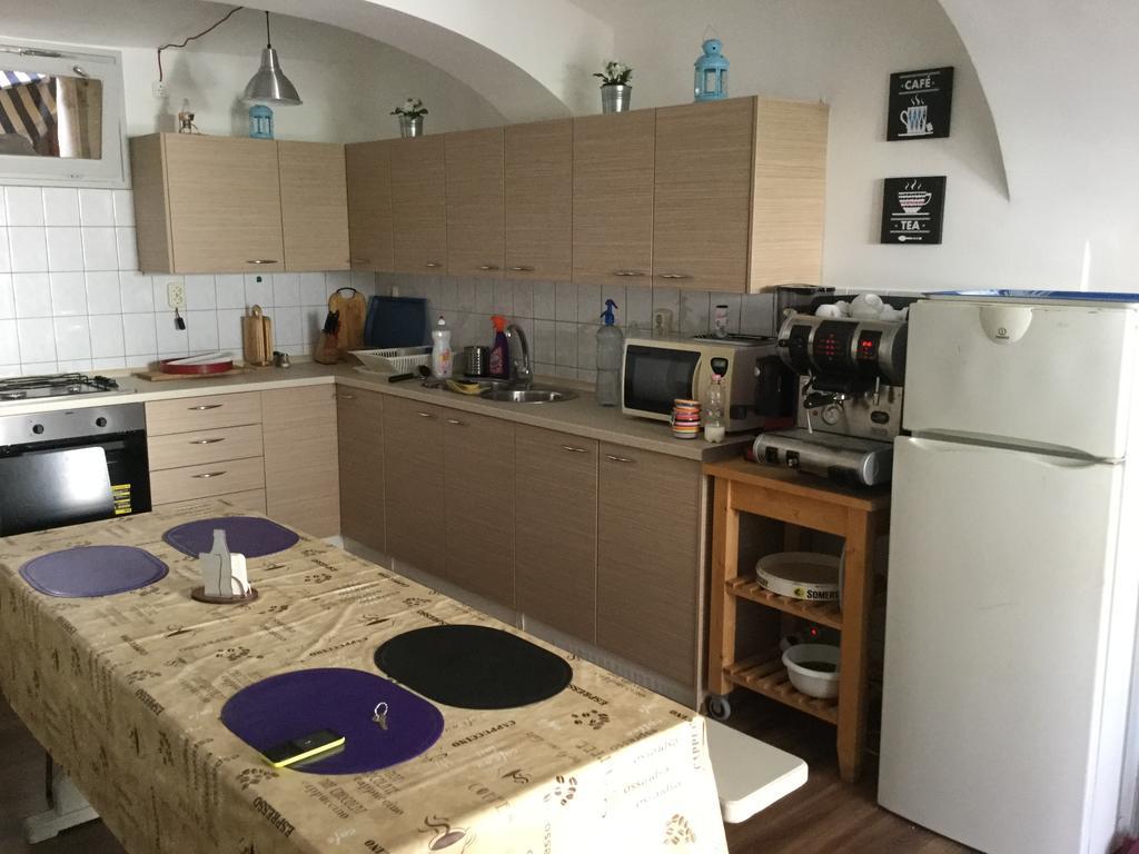 Avas Apartman Мишкольц Экстерьер фото